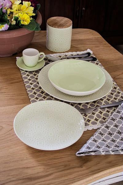 3tlg. Tellerset verschiedene Stile/Farben, aus Keramik - Porzellan aus Italien 